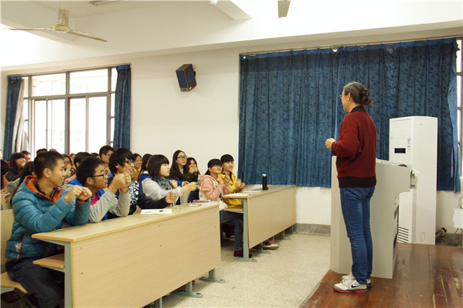 开云（中国）形势与政策课之大学生反腐倡廉教育